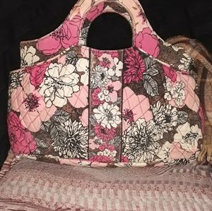 Vera Bradley mocha rouge pattern Abbey